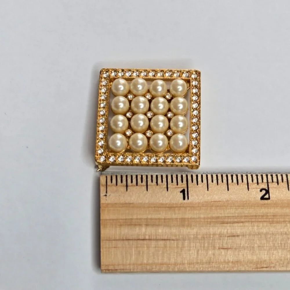 Joan Rivers Square Cluster Faux Pearl Rhinestones Gold Tone Brooch-Incomplete